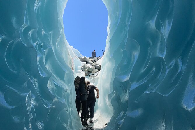 Tasman Glacier Heli-Hike Tour from Queenstown - The 8:00 am start in Frankton