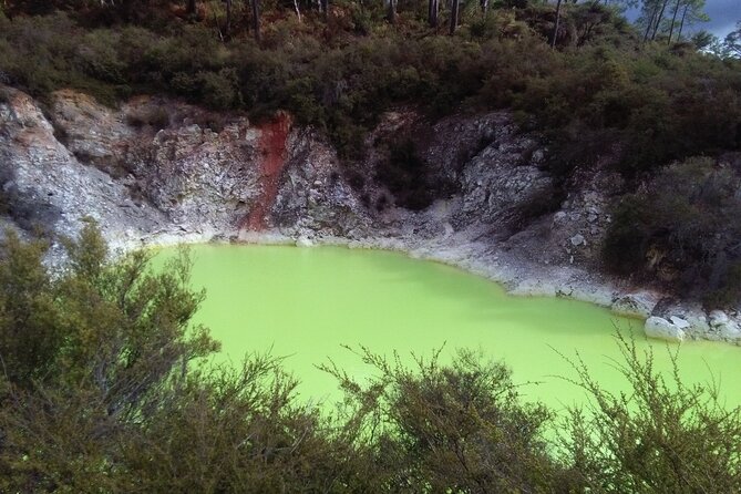 Taupo Day Trip with Orakei Korako or Waiotapu from Rotorua - Orakei Korako: a calmer geothermal valley