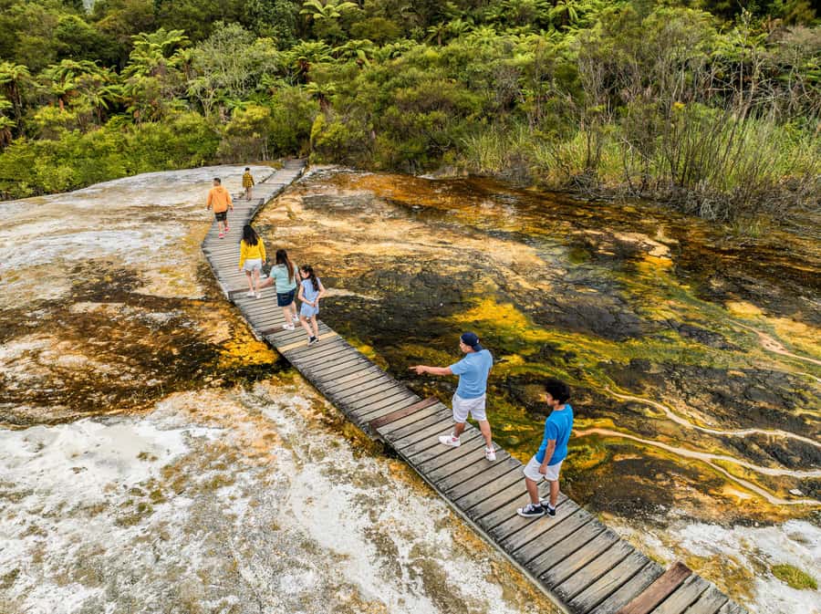 Taupo: Orakei Korako Geothermal Park and Cave Entry Ticket - Ruatapu Cave and the Sacred Hole