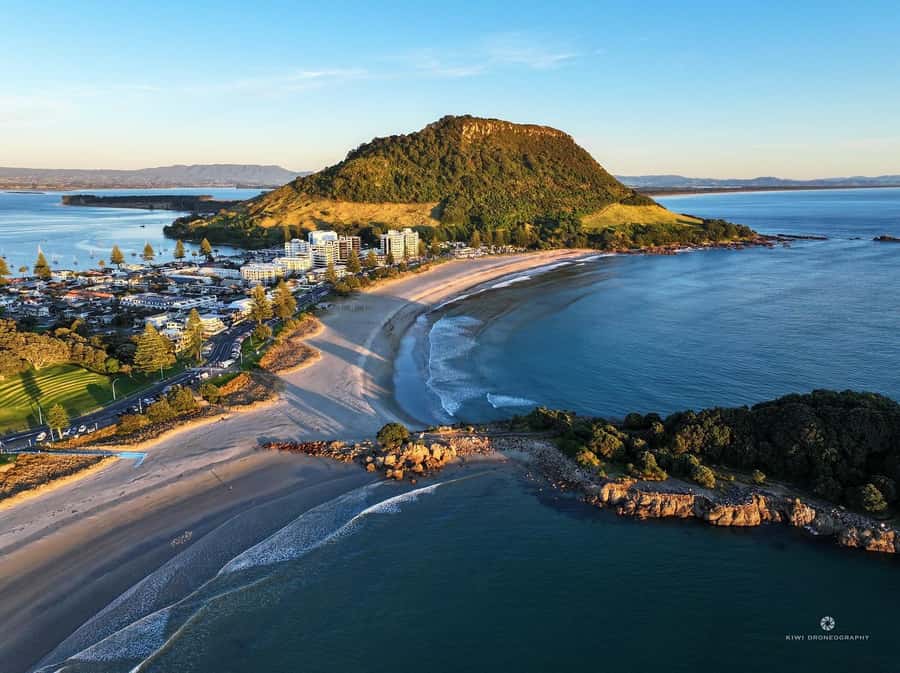 Tauranga City & Scenic Sightseeing 2-hour Local Tour - Mount Maunganui first, with beaches and township views