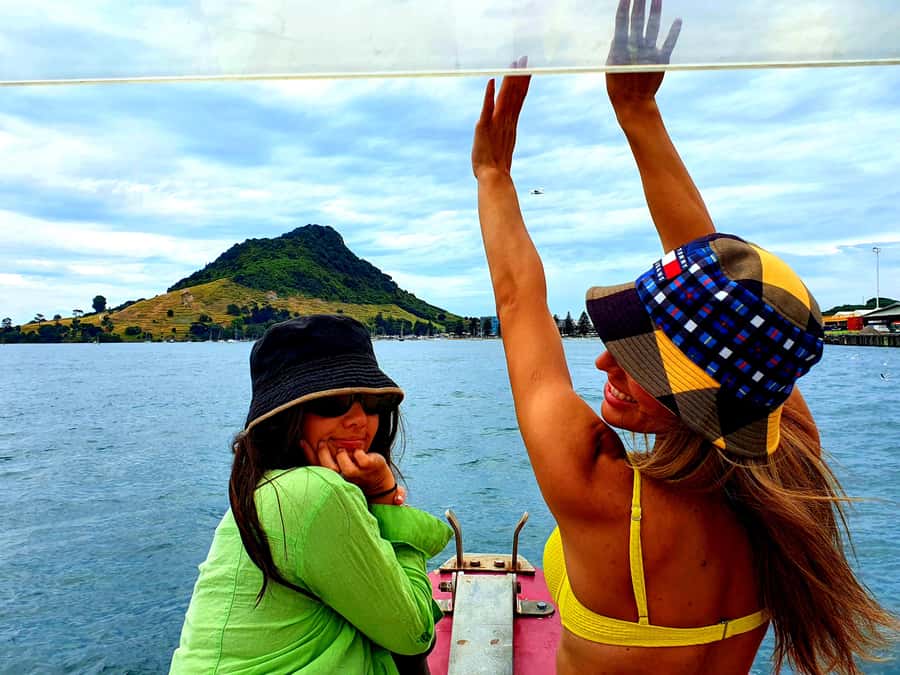 Tauranga: Mount Maunganui Harbour Sightseeing Cruise - Setting out from Tauranga waterfront