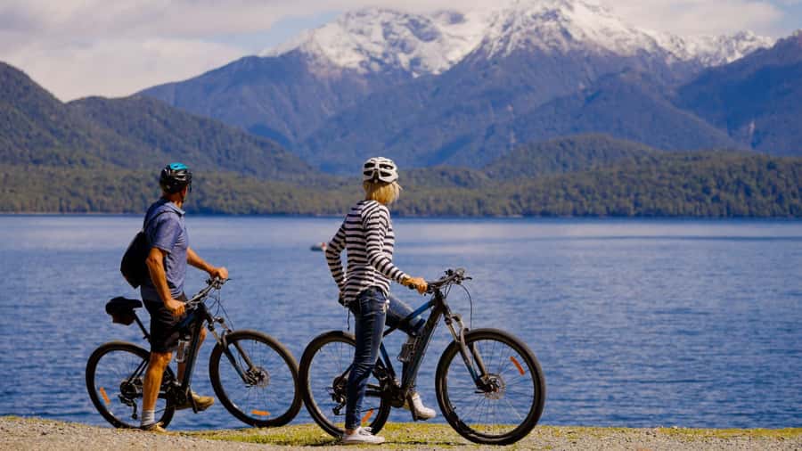 Te Anau: River Jet Boat and Bike Ride Tour with Local Guide - The Waiau River: speed, stillness, and stories