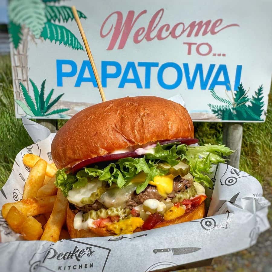 Te Anau to Dunedin via the Catlins & Invercargill 1 Way Tour - Papatowai brings lunch and the Lost Gypsy Caravan
