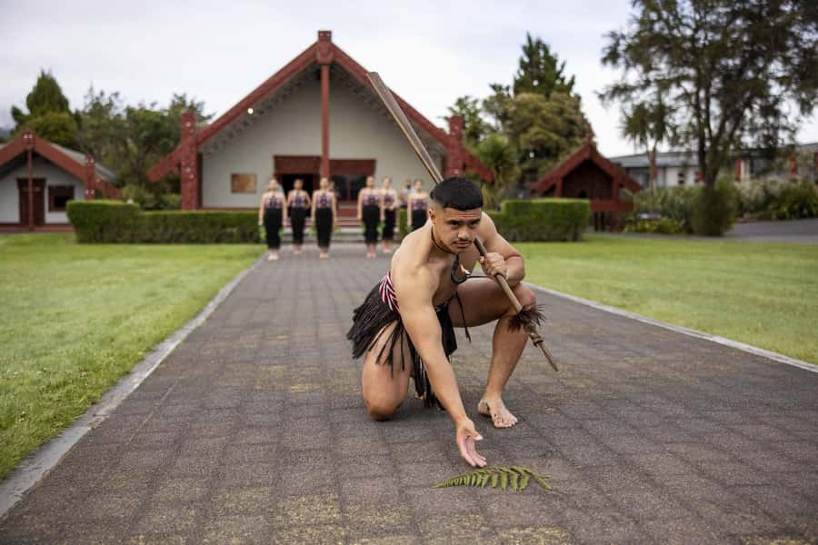Te Puia: Te Rā Guided Day Tour + Haka Cultural Performance - Walking through Rotorua’s geothermal valley