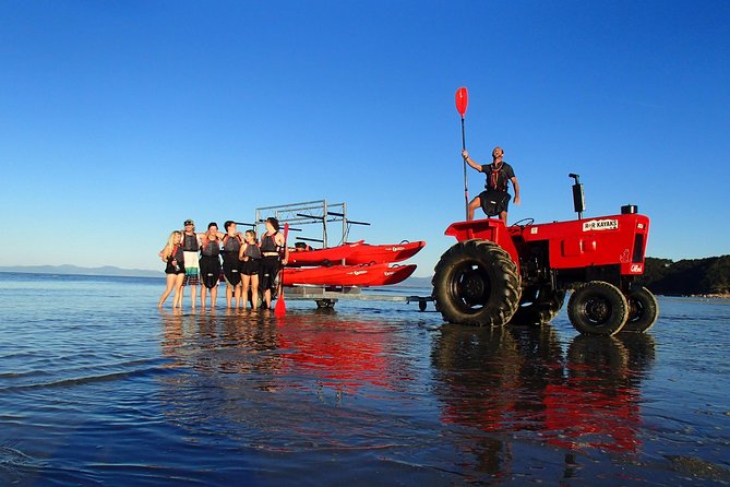 The Family Cruiser - Paddling the Abel Tasman coastline