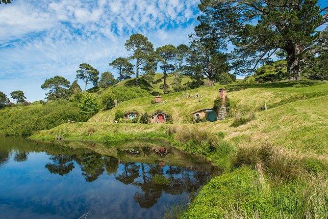 The Hobbiton Movie Set Small-Group Guided Tour from Auckland - The Green Dragon Inn is more than a photo stop