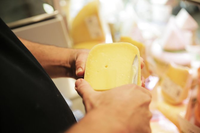 The Tastebud Tour, award winning food tour of Auckland - Starting with coffee, morning tea, or a farmers’ market