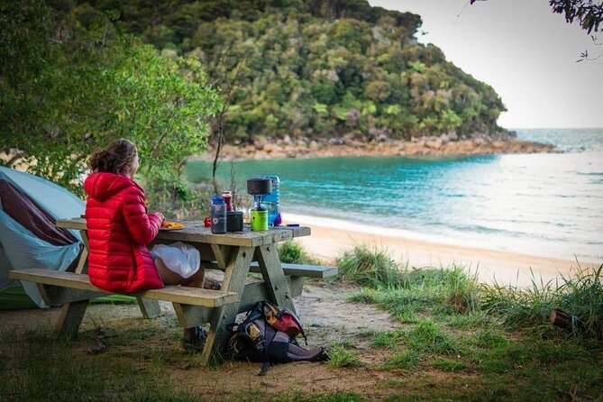 Three Day Classic Kayaking in New Zealand - Beaches, lagoons, islands, and Māori pa sites