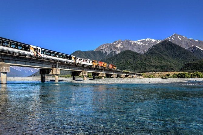 TranzAlpine Train, Arthur's Pass and Castle Hill Day Trip - The guides make a real difference