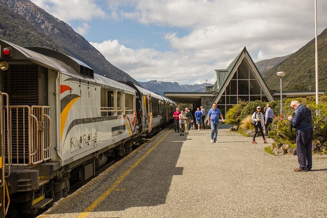 TranzAlpine Train Journey: Christchurch to Greymouth - Why this train journey earns its reputation