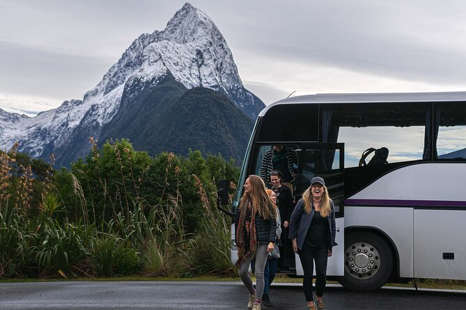 TSS Earnslaw Lake Wakatipu Steamship Cruise from Queenstown - Best departure times for scenery