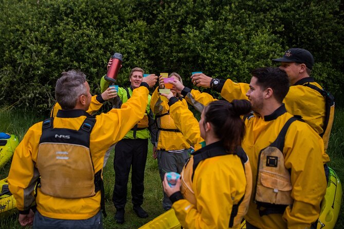 Twilight Glowworm Kayak Tour – Lake Karapiro - What the $92.47 price includes