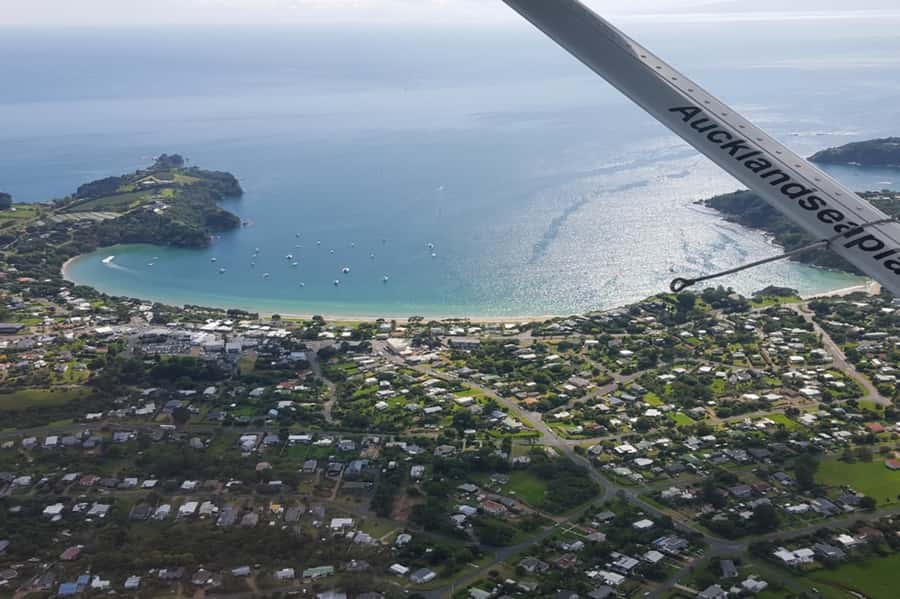 Waiheke Island: 30-Minute Scenic Flight - Auckland, Rangitoto, and the Waitemata Harbour