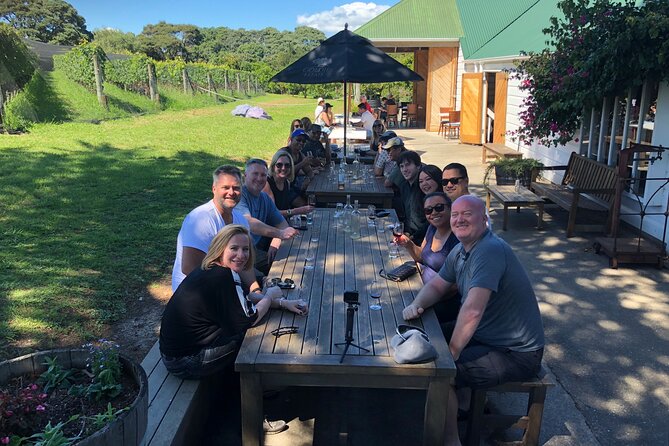 Waiheke Island Premium Wine Tour with Tastings - Timing, group size, and the return to the ferry
