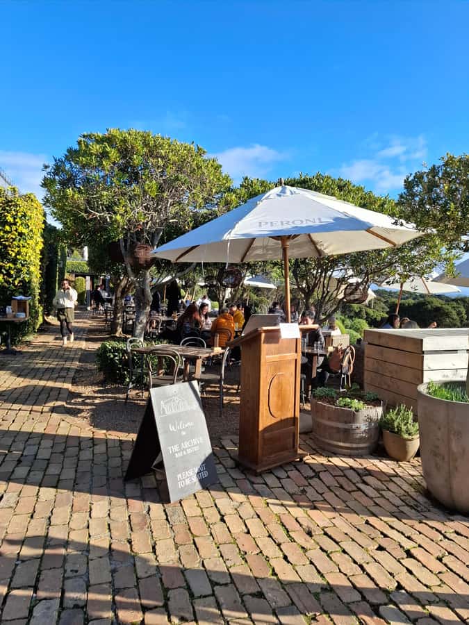 Waiheke Island: Sip and Savor 3 Vineyards Tour with Lunch - Why Waiheke makes such a good wine day