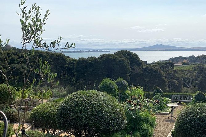 Waiheke Island Vineyards and Bush Walk - Who will enjoy this experience most?