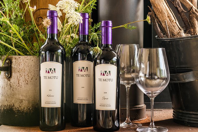 Waiheke island Wine Tours - PREMIUM wine tasting MAX 11 clients ! - Lunch in Oneroa comes late, but gives you freedom