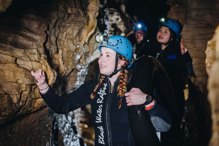 Waitomo Caves: Labyrinth Black Water Rafting Experience - Returning to daylight and getting warm