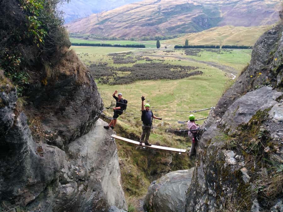 Wanaka: 2-Hour Beginner Waterfall Cable Climb - The return route and the possible level-two decision