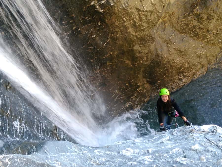 Wanaka: 4-Hour Intermediate Waterfall Cable Climb - The 45-minute descent