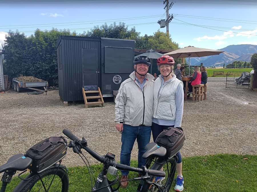 Wānaka And Hāwea: Trail Ride on Bike or E-Bike - What you get for $80