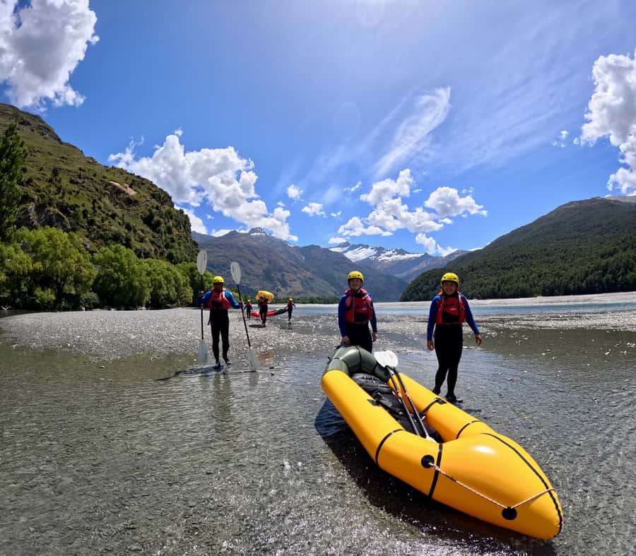 Wanaka: Full-Day Guided Packrafting Tour with Lunch - The guides and the feel of the day