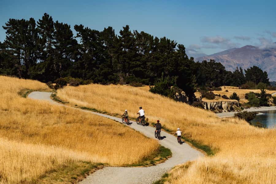 Wānaka: Gladstone Track and Wanaka Trails on Bike or eBike - Why the e-bike is worth the extra help