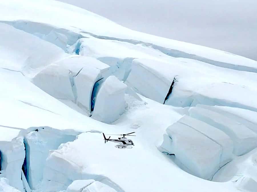 Wanaka: Scenic Helicopter Flight with Glacier Experience - Choosing between Isobel and Tyndall Glacier