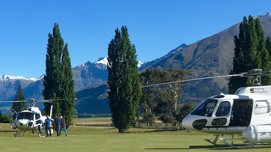 Wanaka: Scenic Helicopter Flight with Glacier Experience - Booking, weather, and timing advice