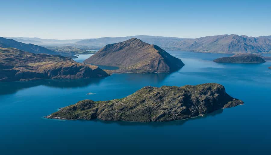 Wanaka: Water Taxi & Mou Waho Island Tour - The upper lake and Tyrwhitt Peak