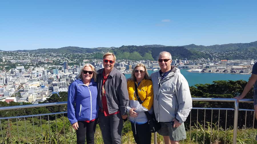 Wellington: Cave to Coast Highlights Guided Tour - Why this tour works for a first day in Wellington