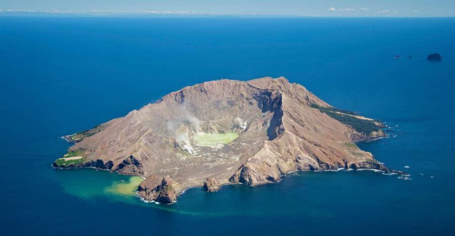 Whakaari - White Island Cultural and Flight Experience - Who should book this flight?