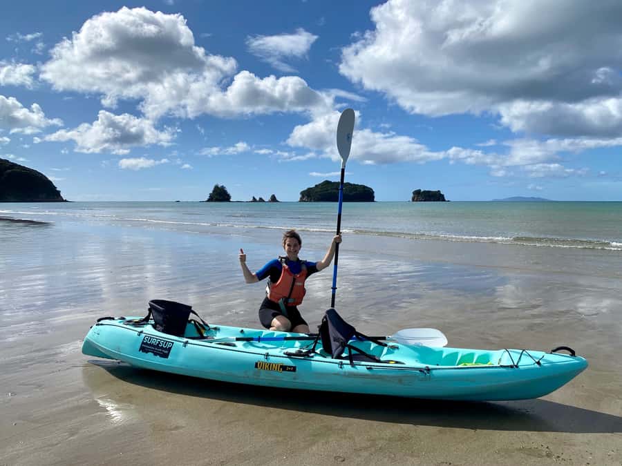 Whangamata: Donut Island Guided Kayaking Experience - The alternate island and kawakawa tea