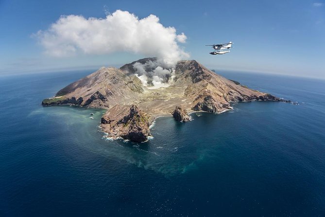 White Island & Mount Tarawera Floatplane Adventure - Two volcanoes, one short flight