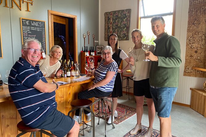 Wine Tour & Maori Culture Wanaka - Māori culture through manaaki and haka
