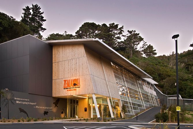 Zealandia - Twilight Guided Eco Wildlife Tour - The first kiwi calls after sunset